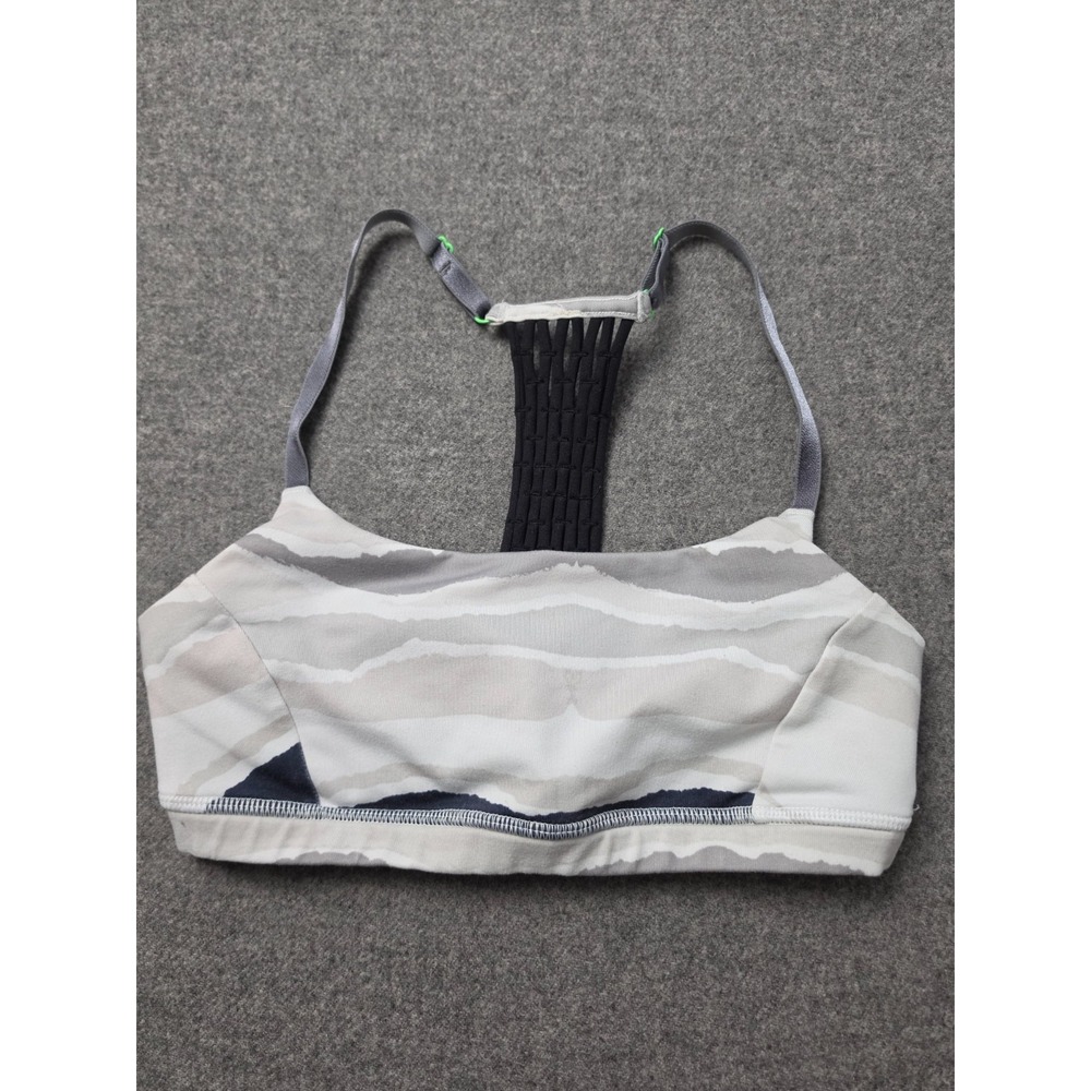 Lululemon Wild Tank Sports Bra Womens 4 Gray Wave Striped Padded‎ Strappy Back